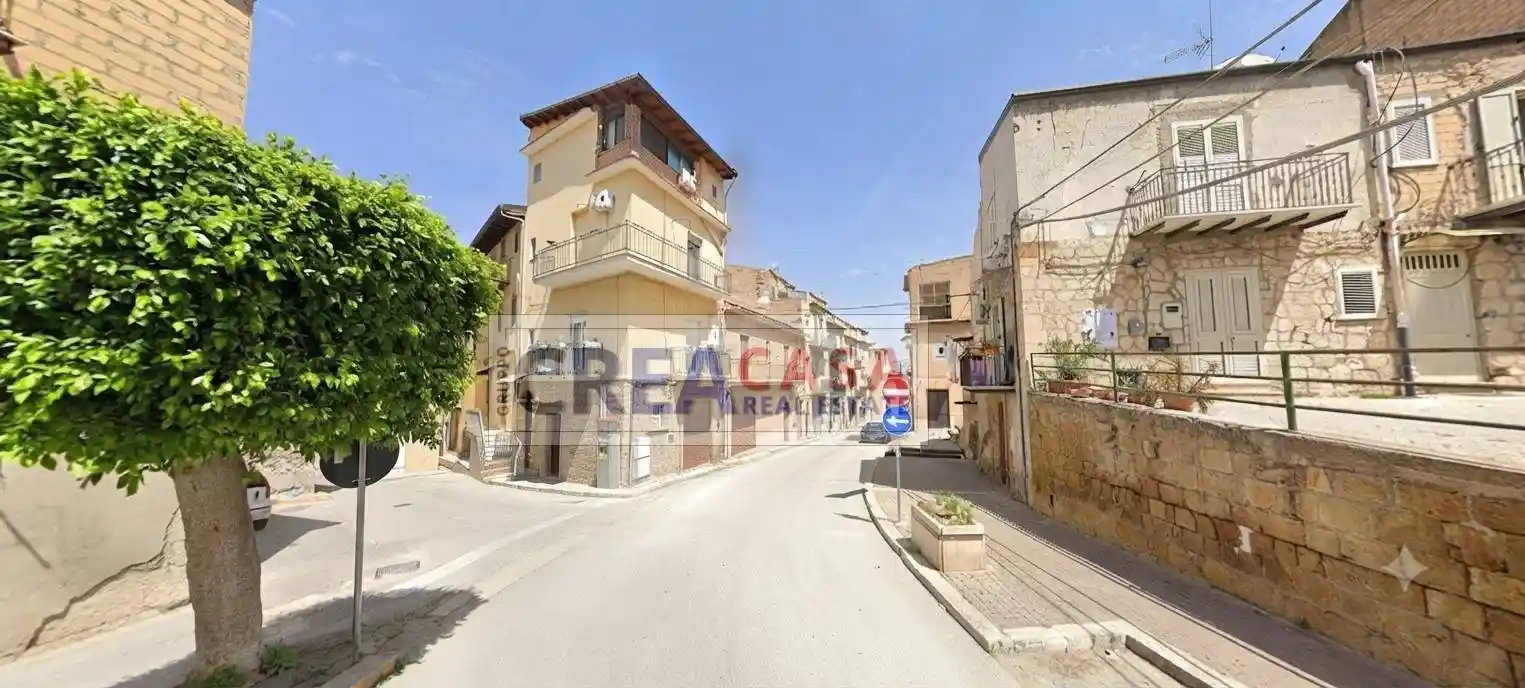 Casa indipendente in vendita a Riesi