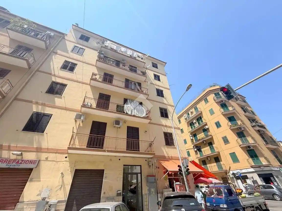 Appartamento in vendita a Palermo