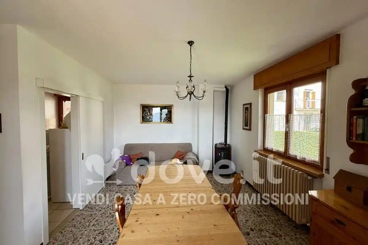 Appartamento in vendita a Dossena