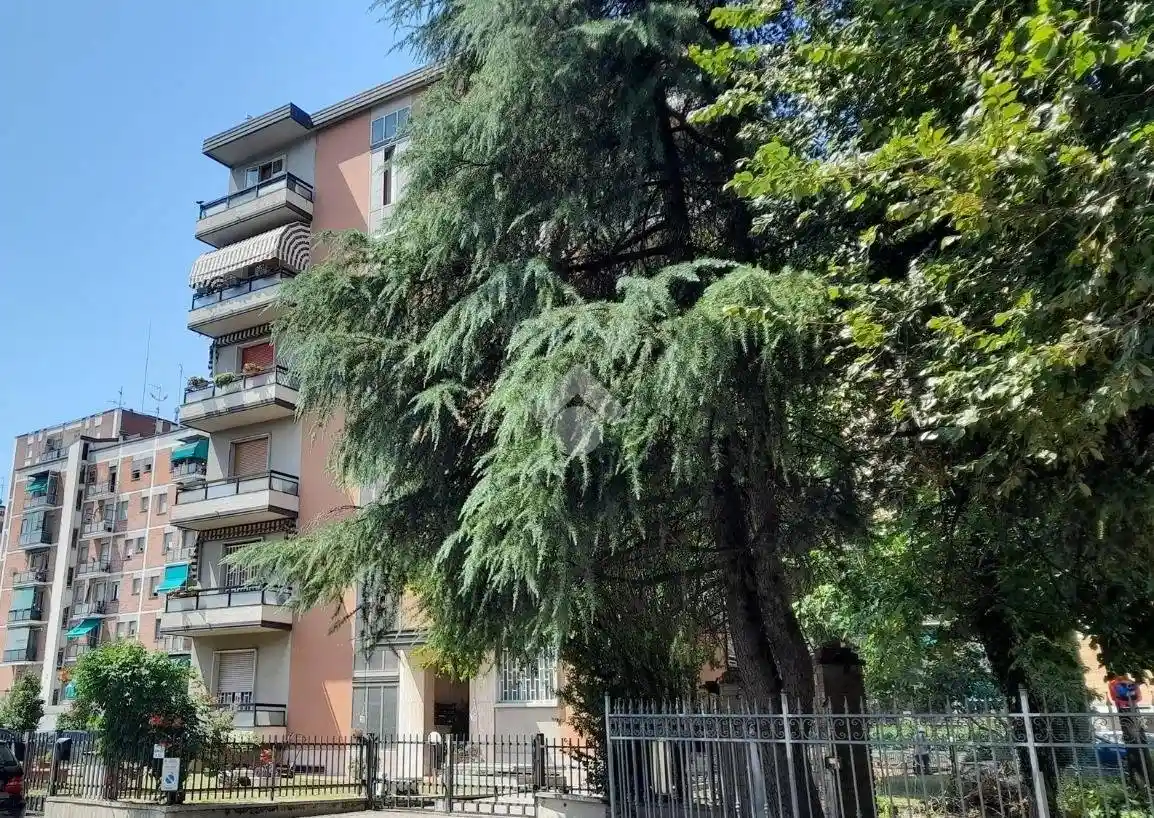 Appartamento in vendita a Bologna