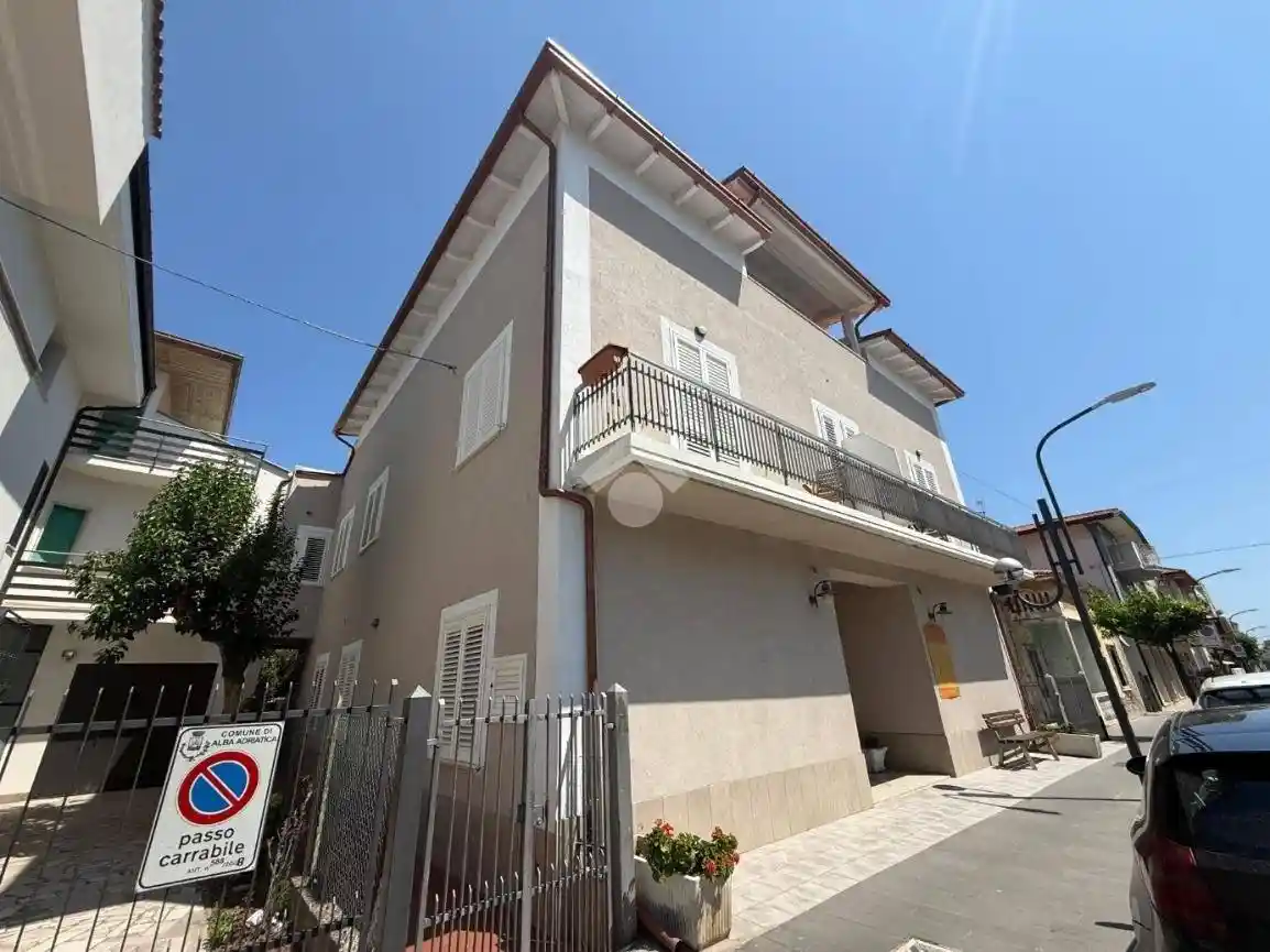 Villa in vendita a Alba Adriatica
