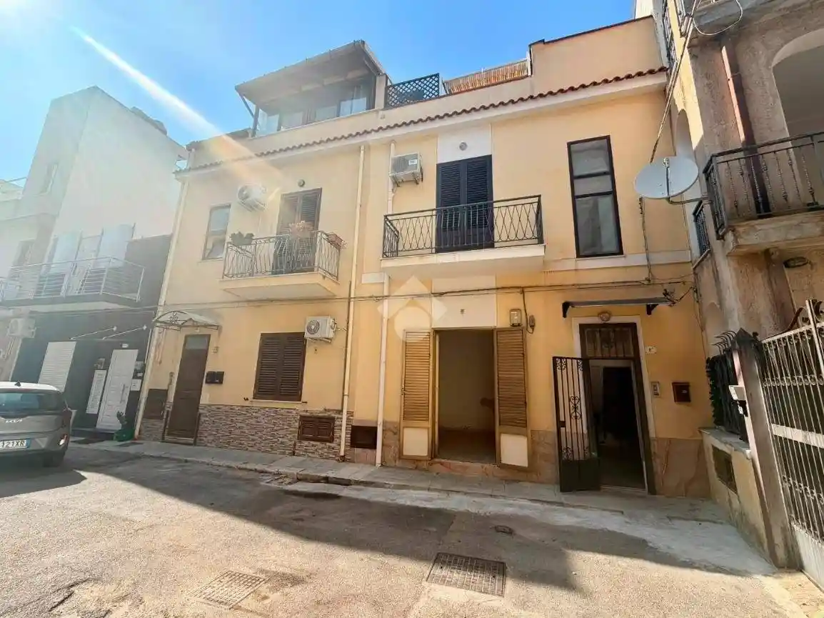 Appartamento in vendita a Palermo