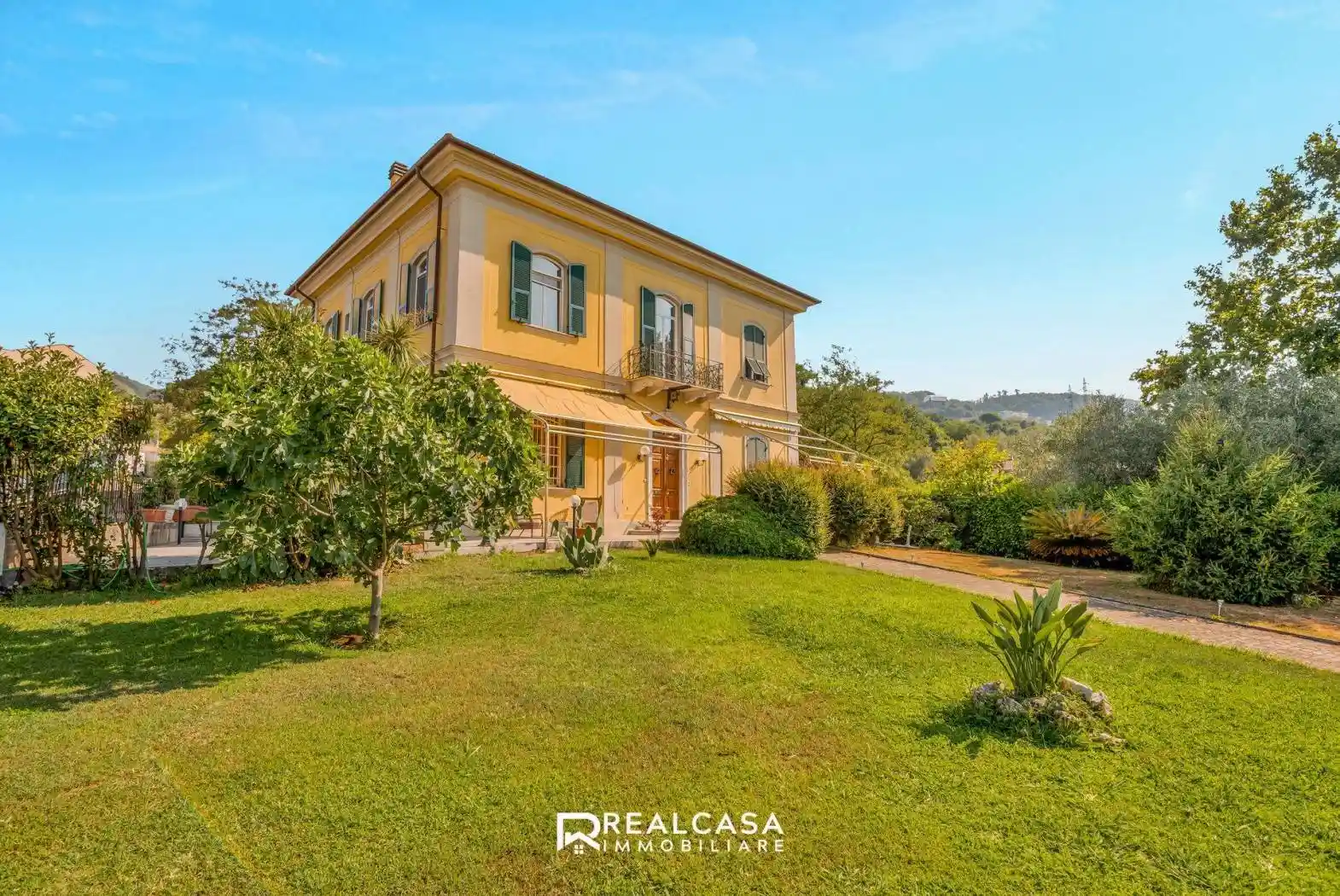 Villa in vendita a La Spezia