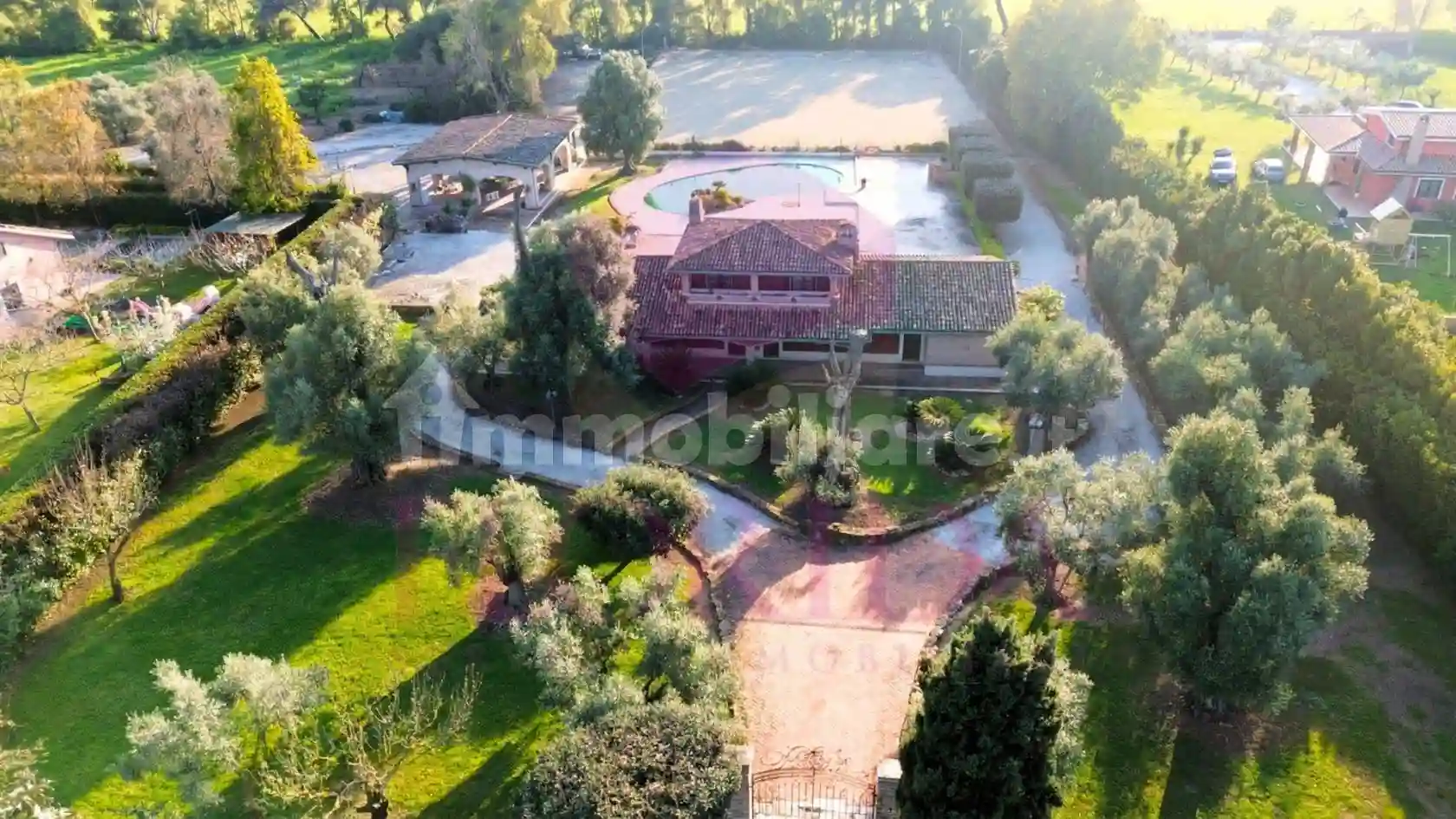 Villa - foto 2