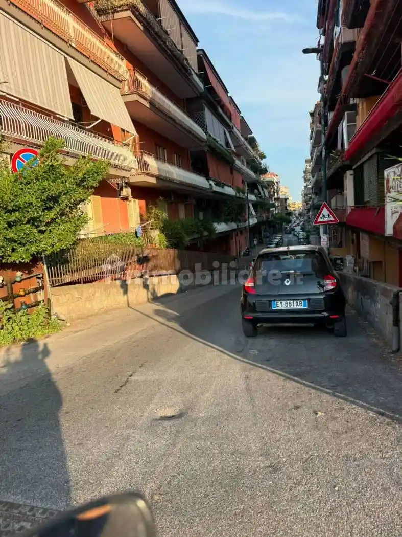 Appartamento in affitto a Napoli