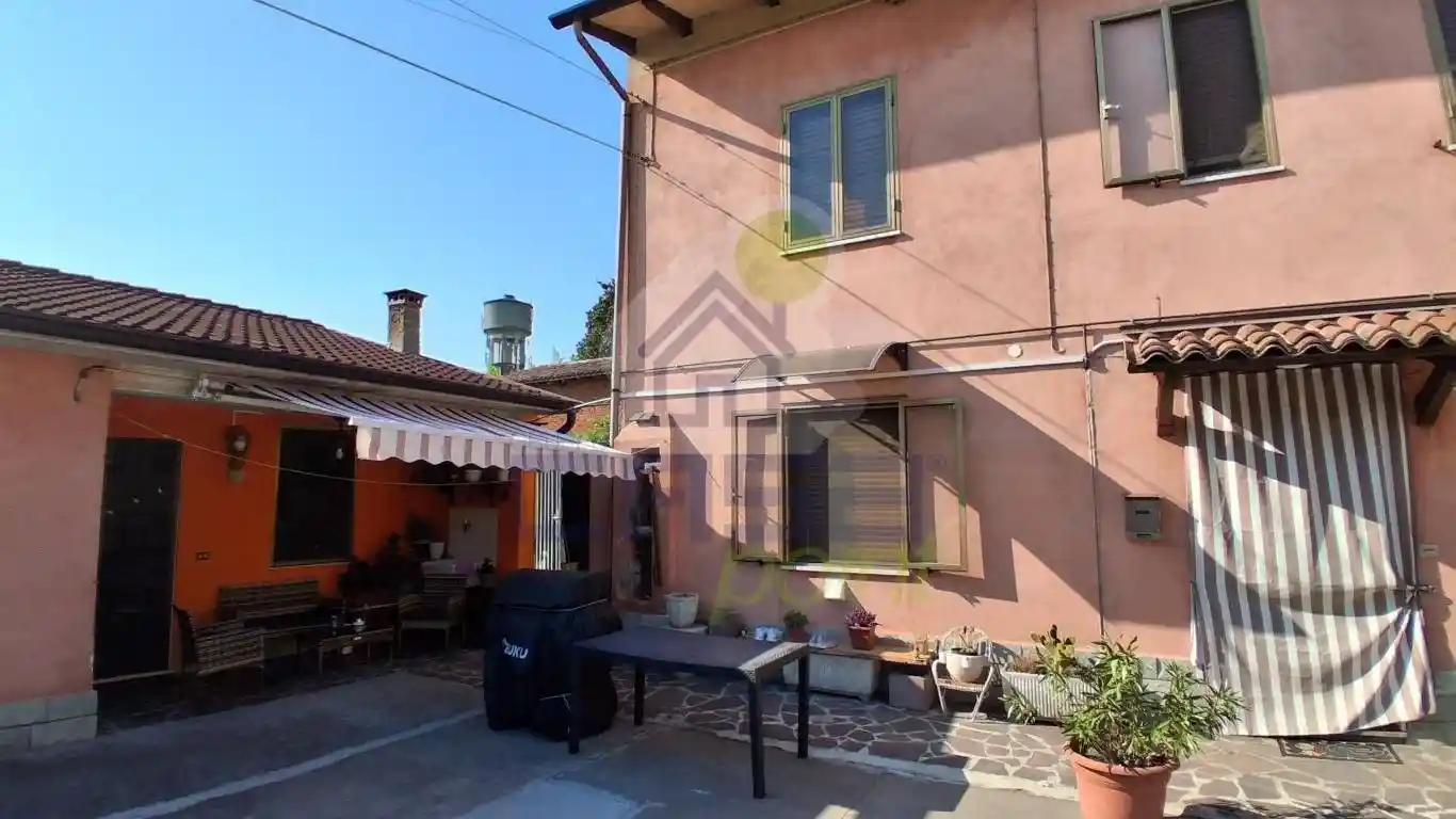Casa indipendente in vendita a Grontardo