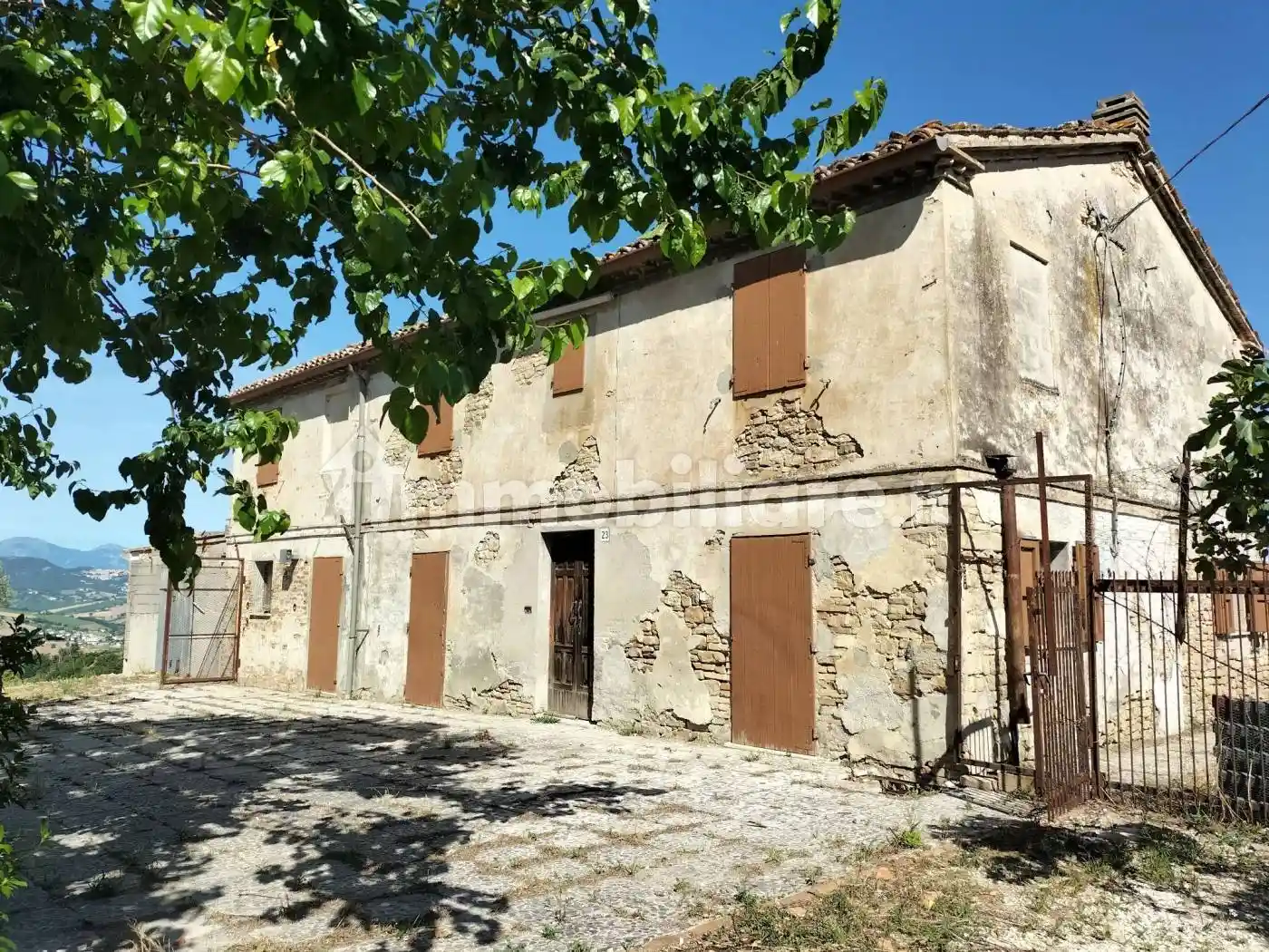 Rustico - Casale in vendita a Montecarotto