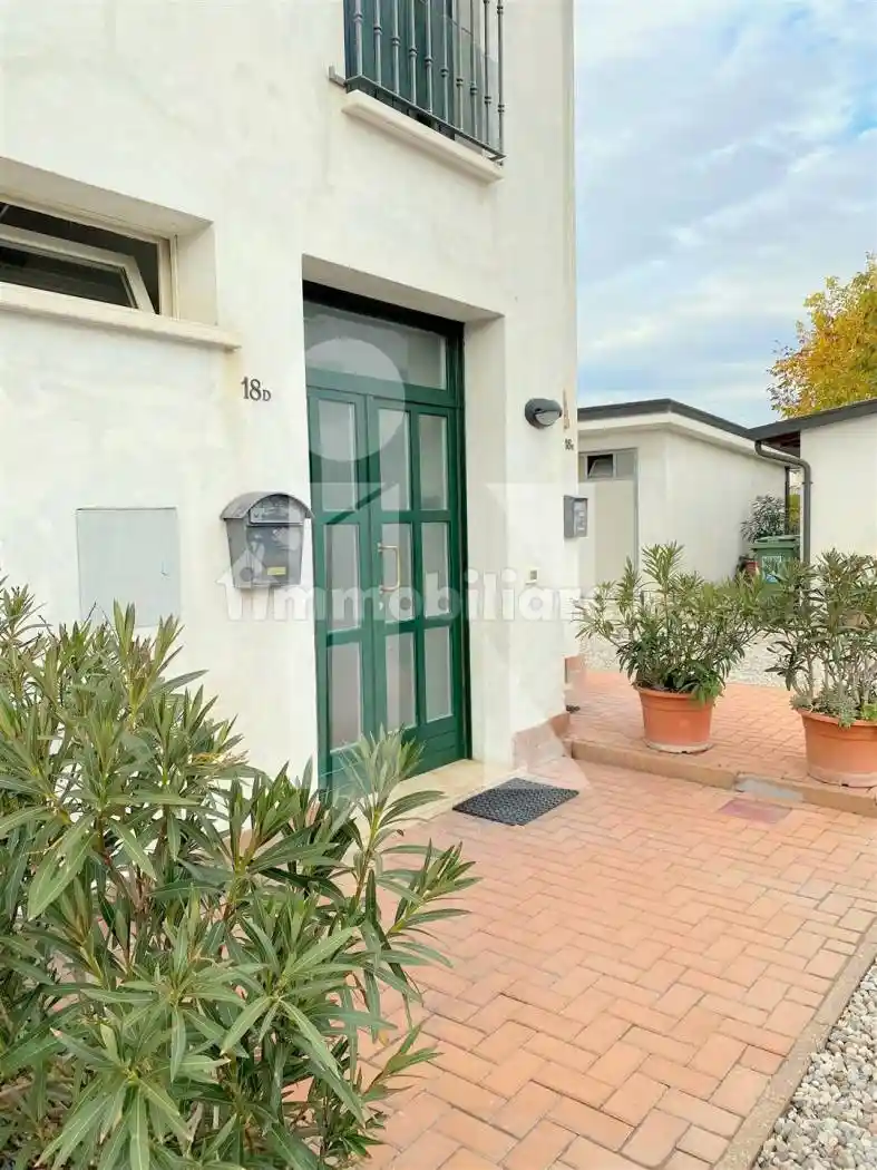 Appartamento in affitto a Curtatone