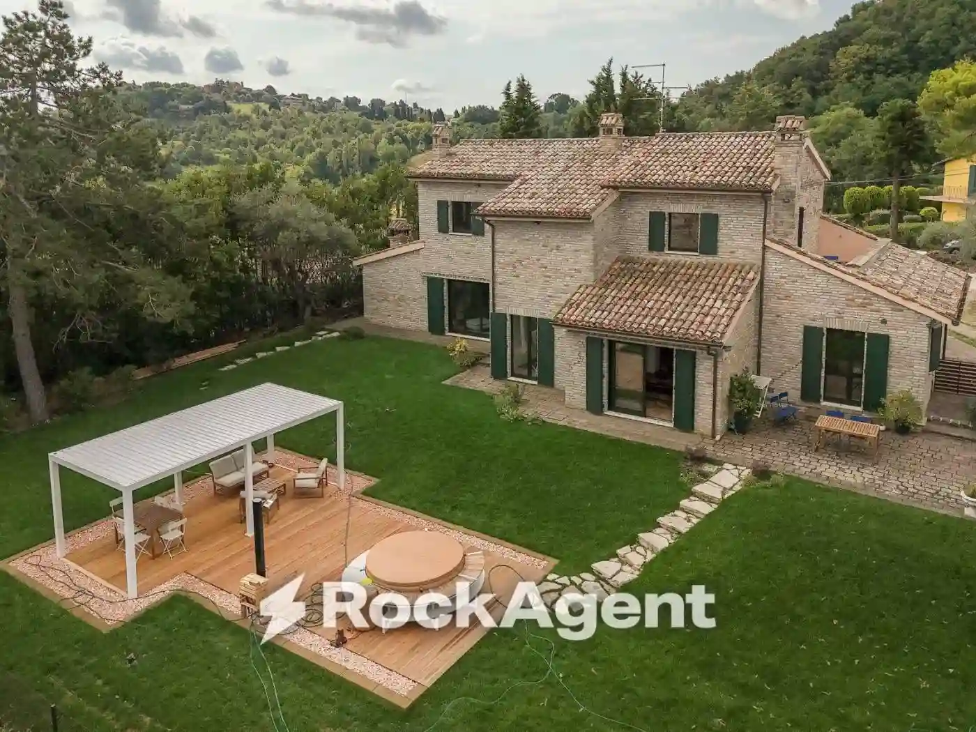 Villa - foto 2