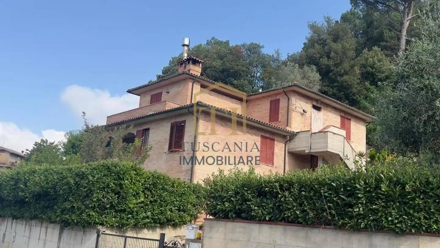 Appartamento in vendita a Radicondoli