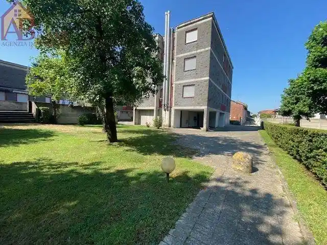 Appartamento in vendita a Gambolò