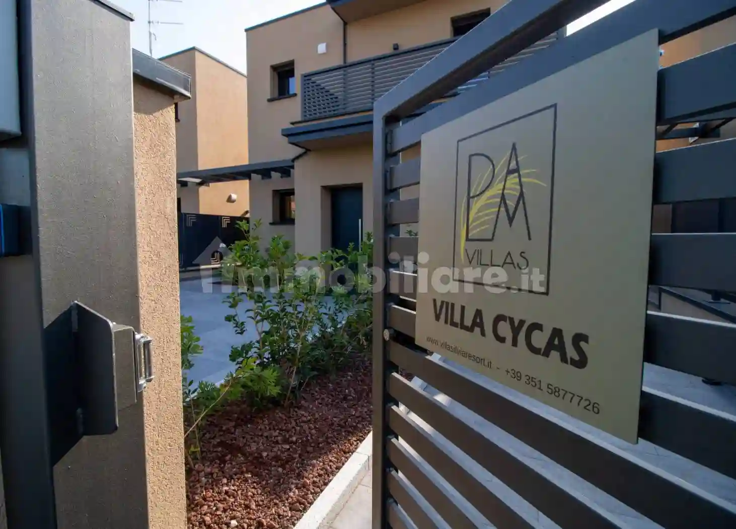 Villa - foto 2