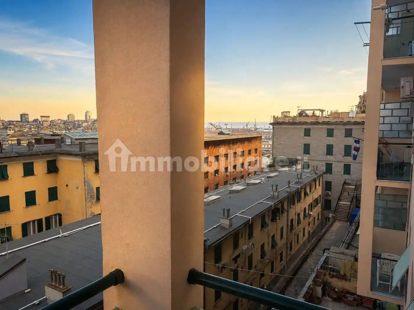 Appartamento in vendita a Genova