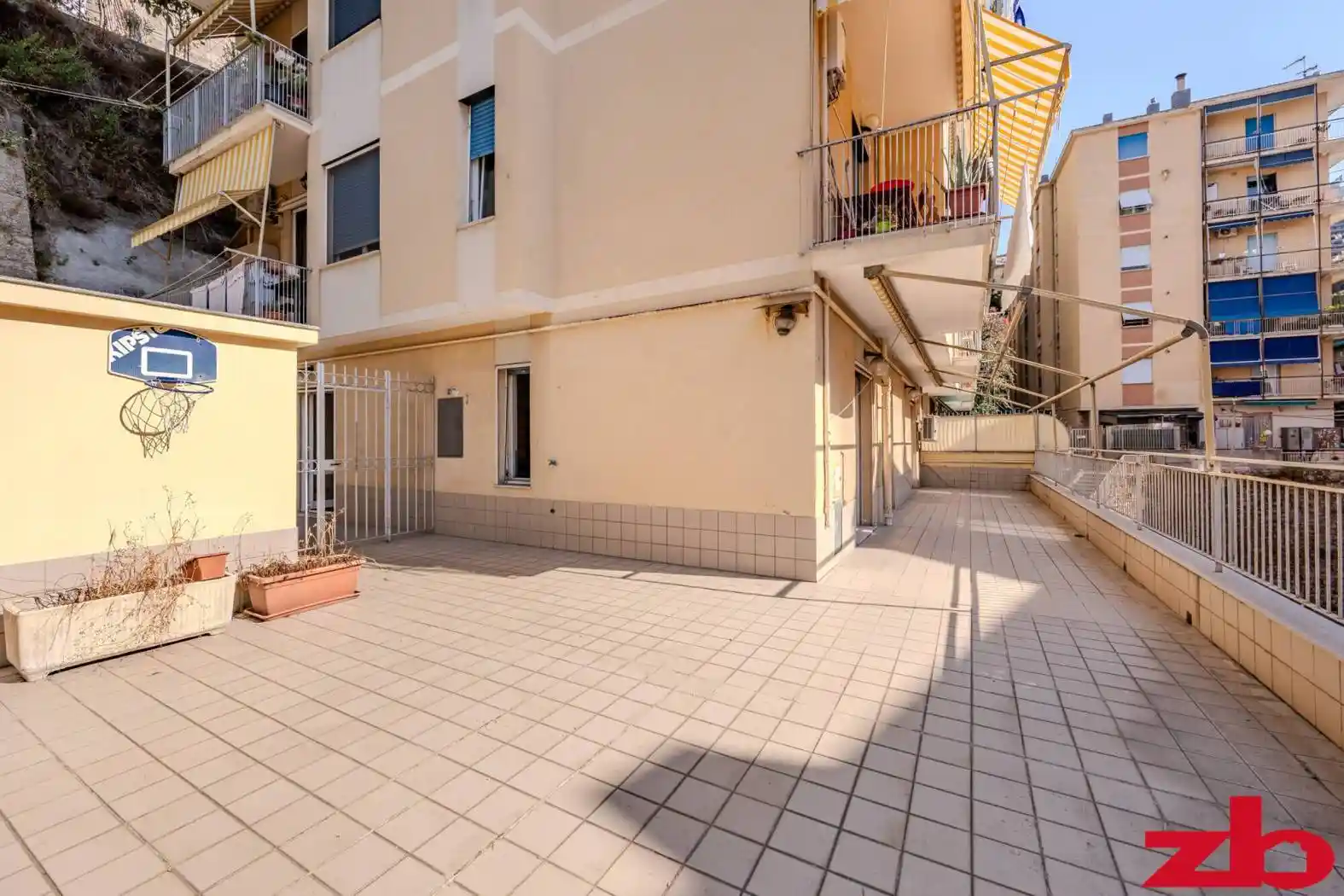 Appartamento in vendita a Genova