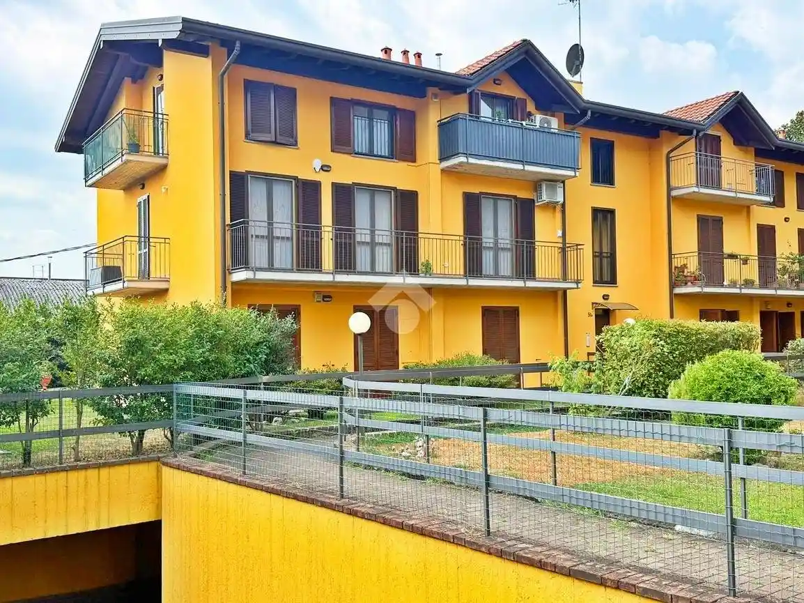Appartamento in vendita a Sesto Calende