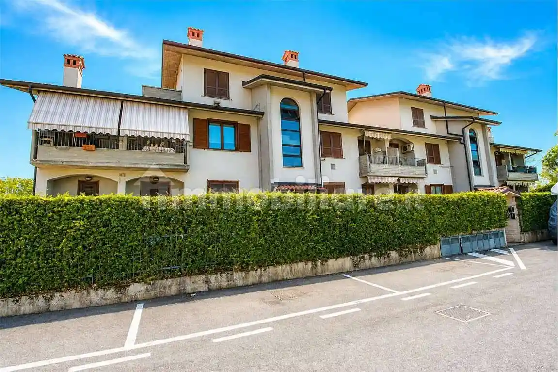 Appartamento in vendita a Brembate
