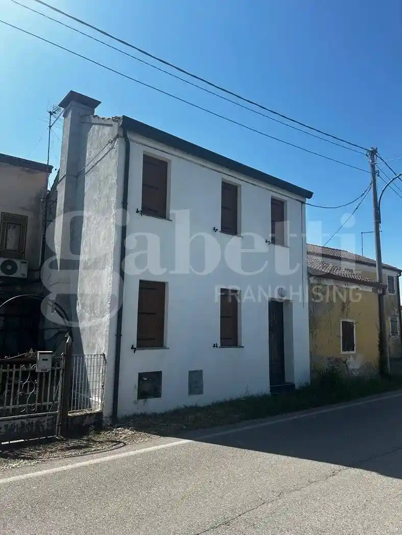 Casa indipendente in vendita a Ceregnano