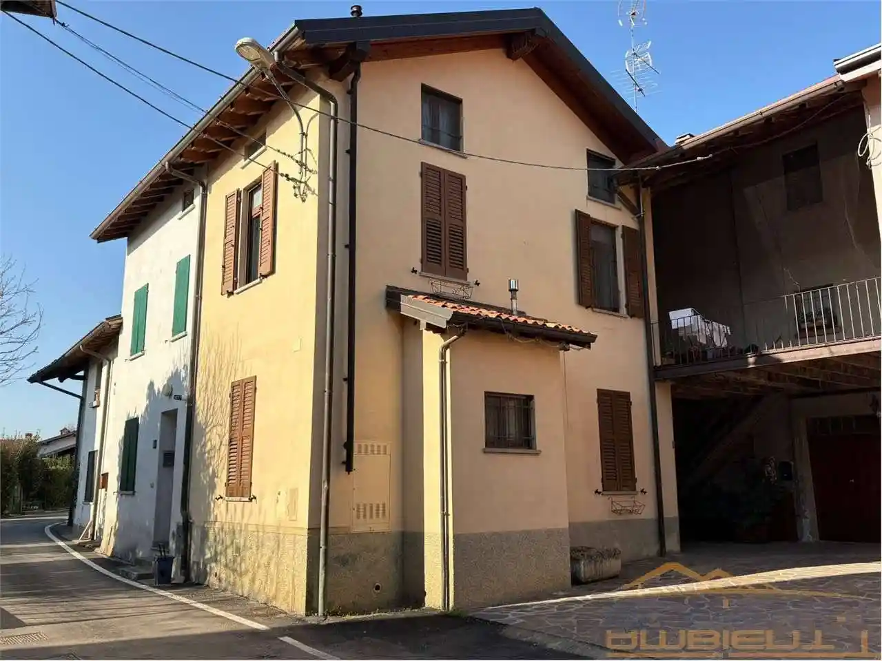 Casa indipendente in vendita a Lomagna