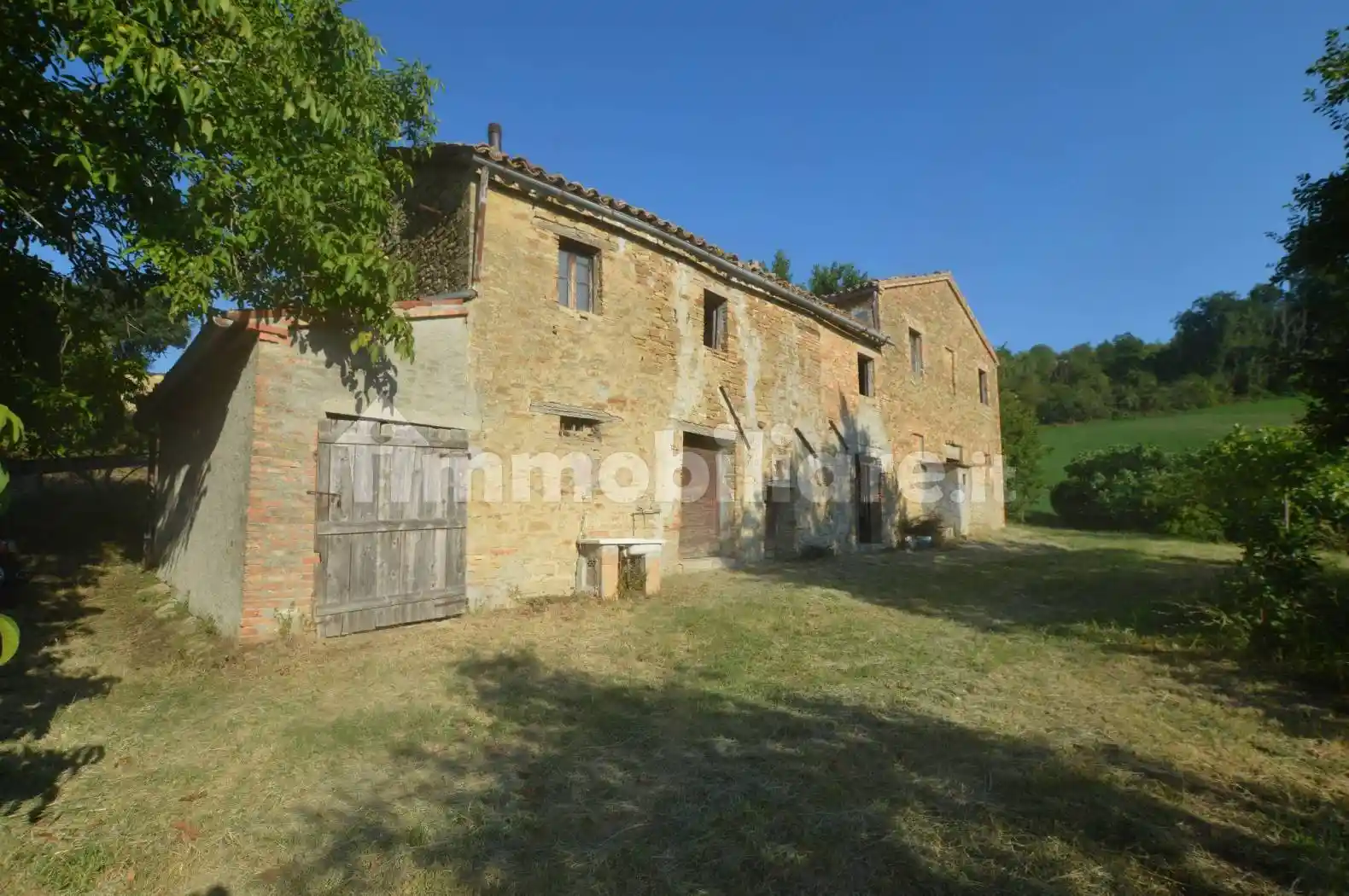Rustico - Casale in vendita a Poggio San Marcello
