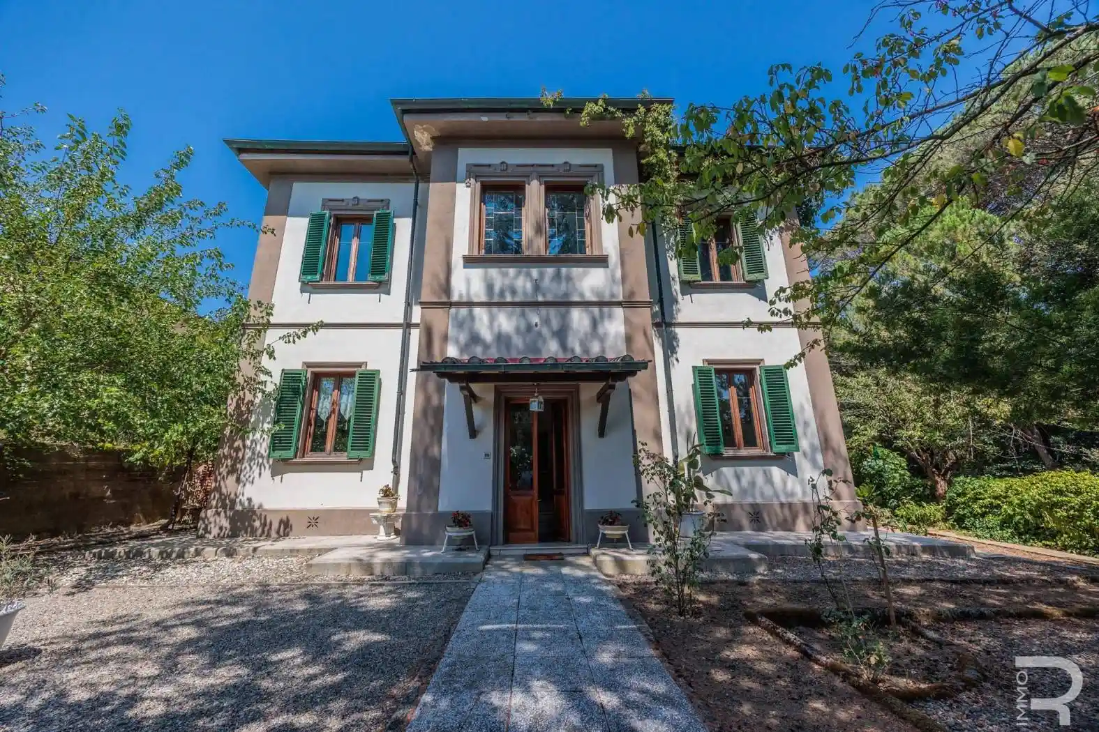 Villa in vendita a Montecatini Val di Cecina