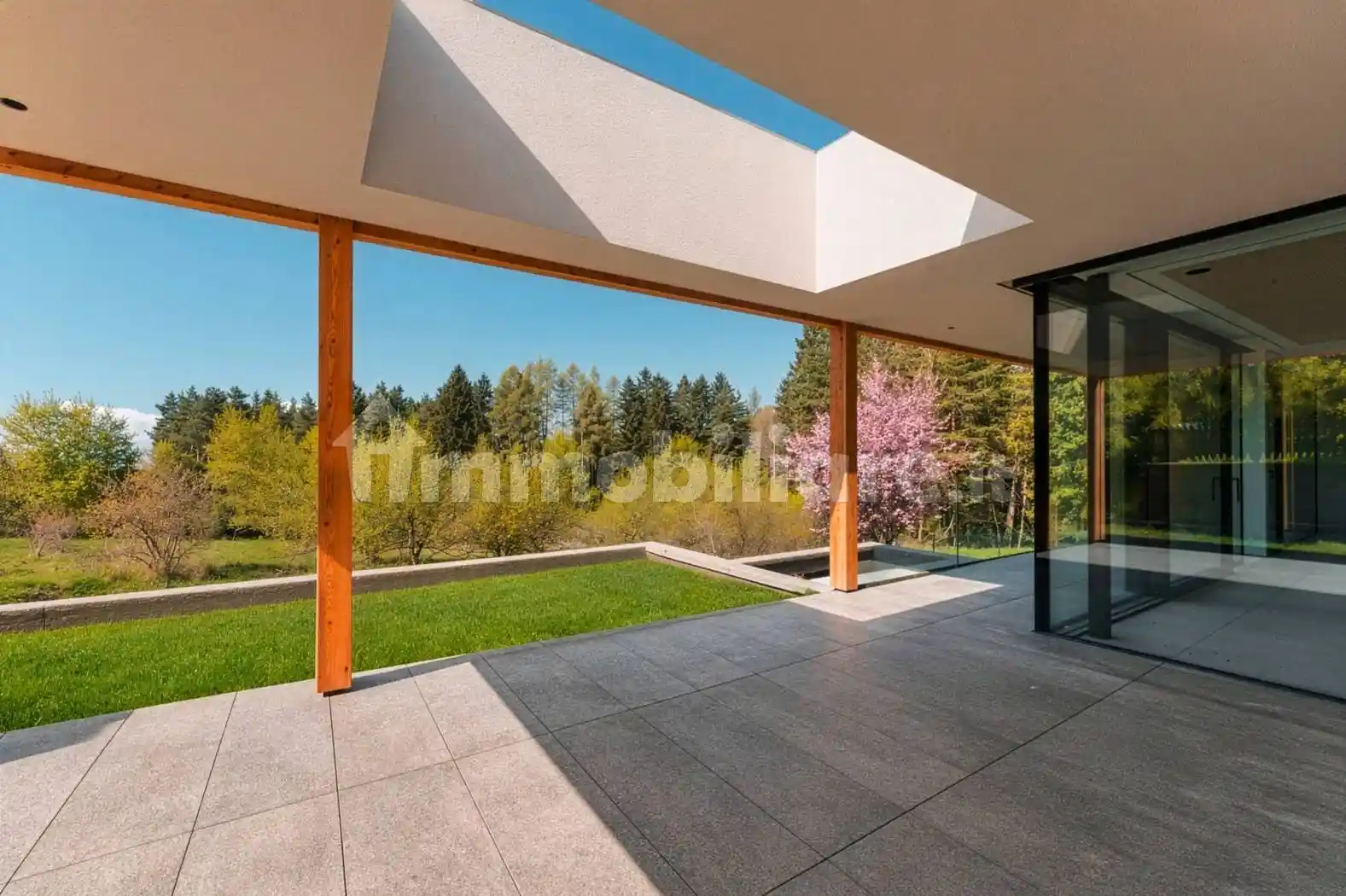 Villa in vendita a Nova Ponente