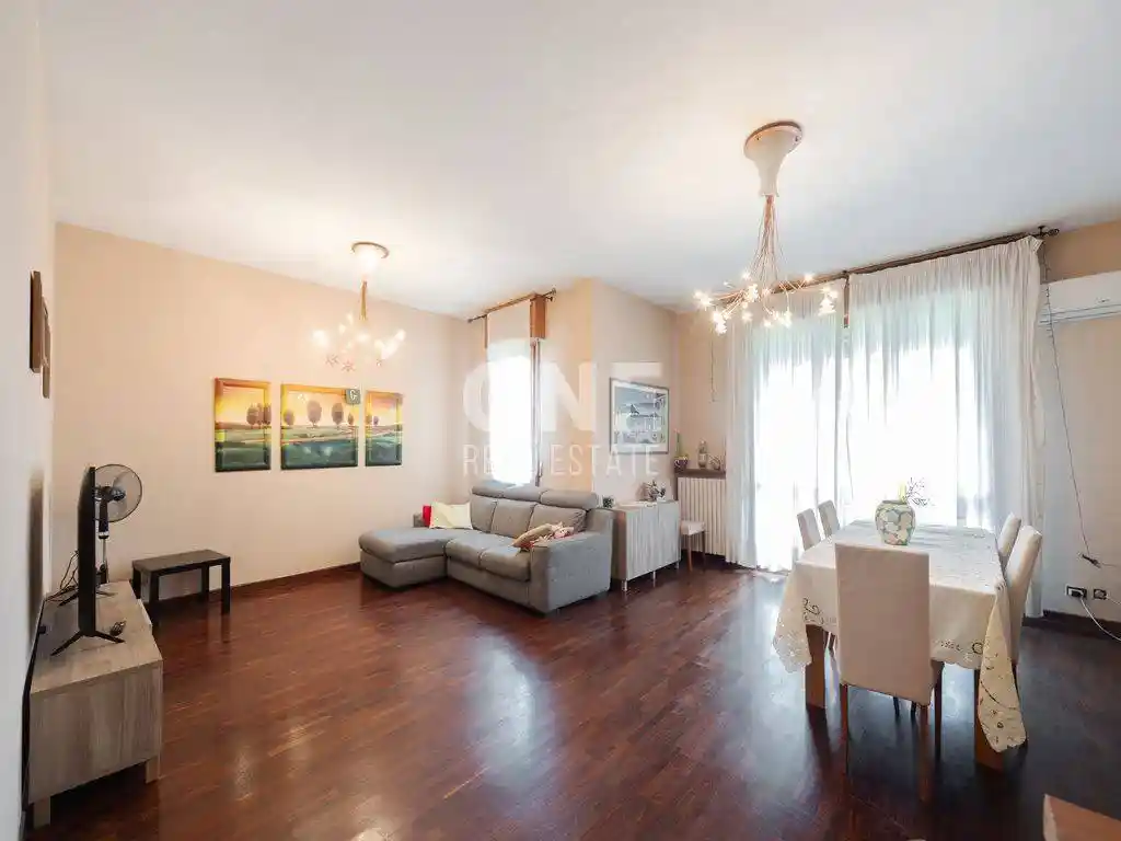 Appartamento in vendita a Monza