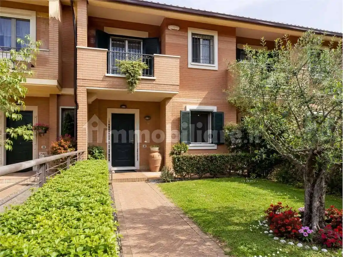 Villetta a schiera in vendita a Varese