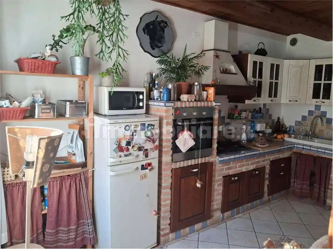 Appartamento in vendita a Livorno