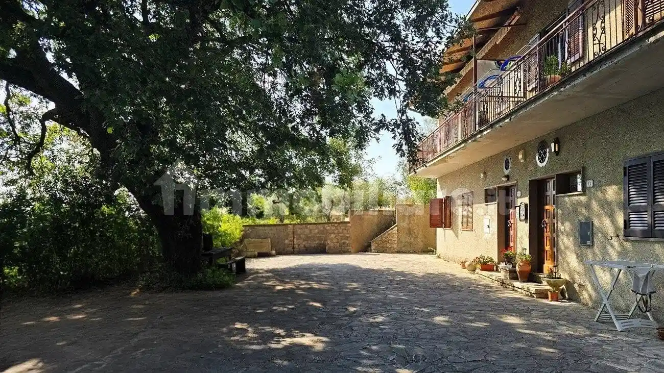 Appartamento in vendita a Montecchio