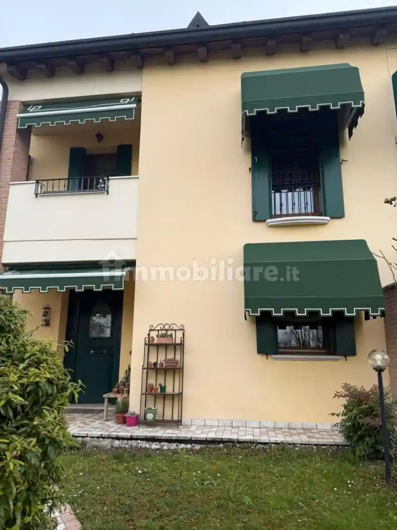 Villa in vendita a Pieve di Soligo