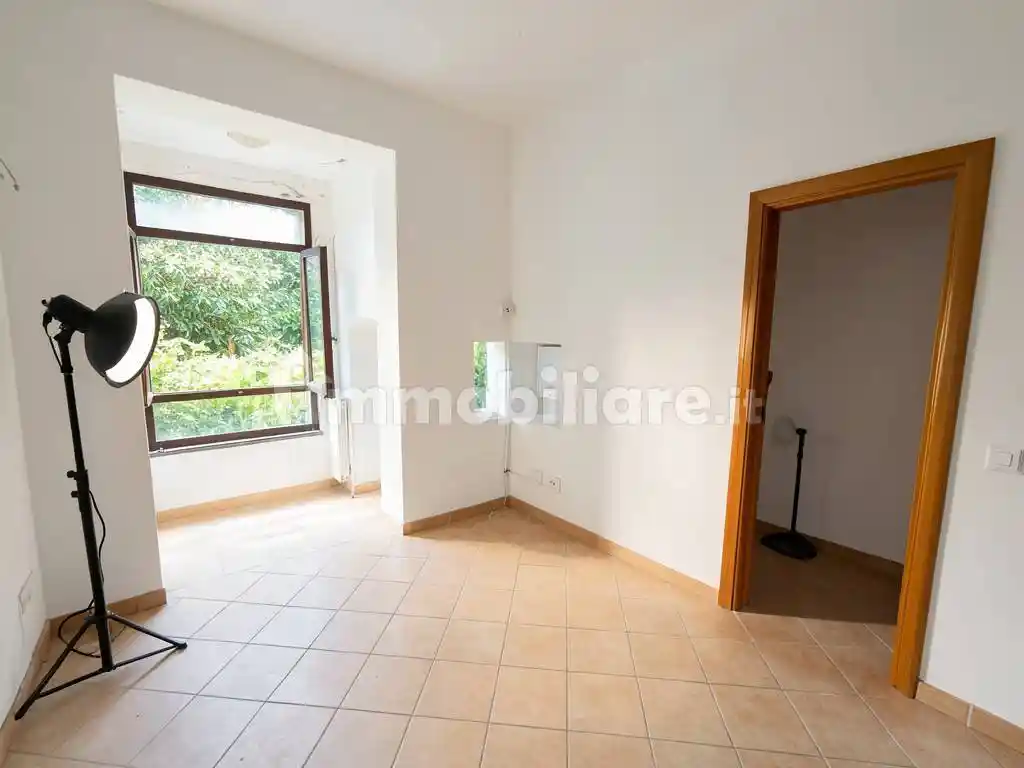 Casa indipendente in vendita a Carrara