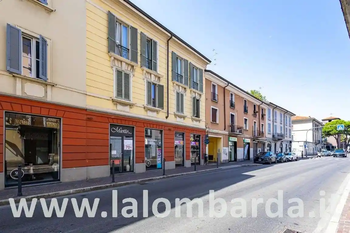 Appartamento in vendita a Monza