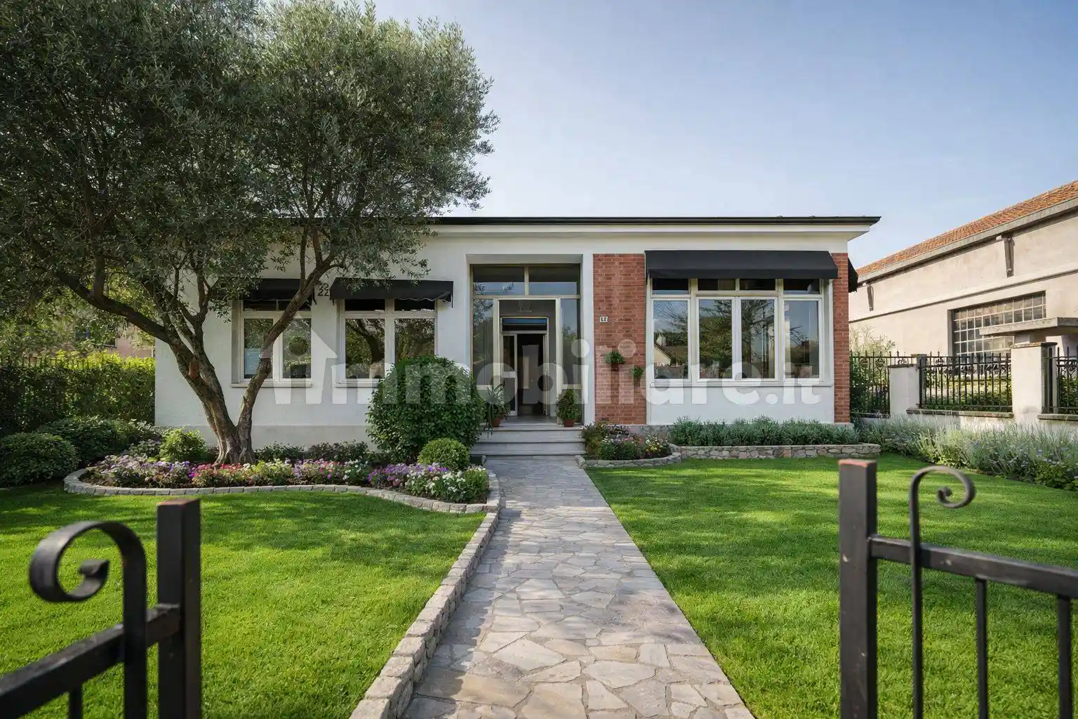 Villa in vendita a Roverbella