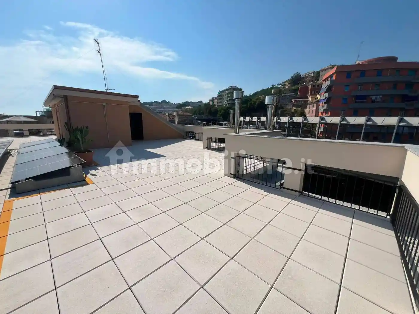 Appartamento in vendita a Genova