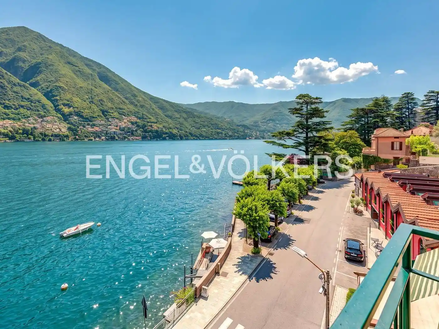 Appartamento in affitto a Laglio