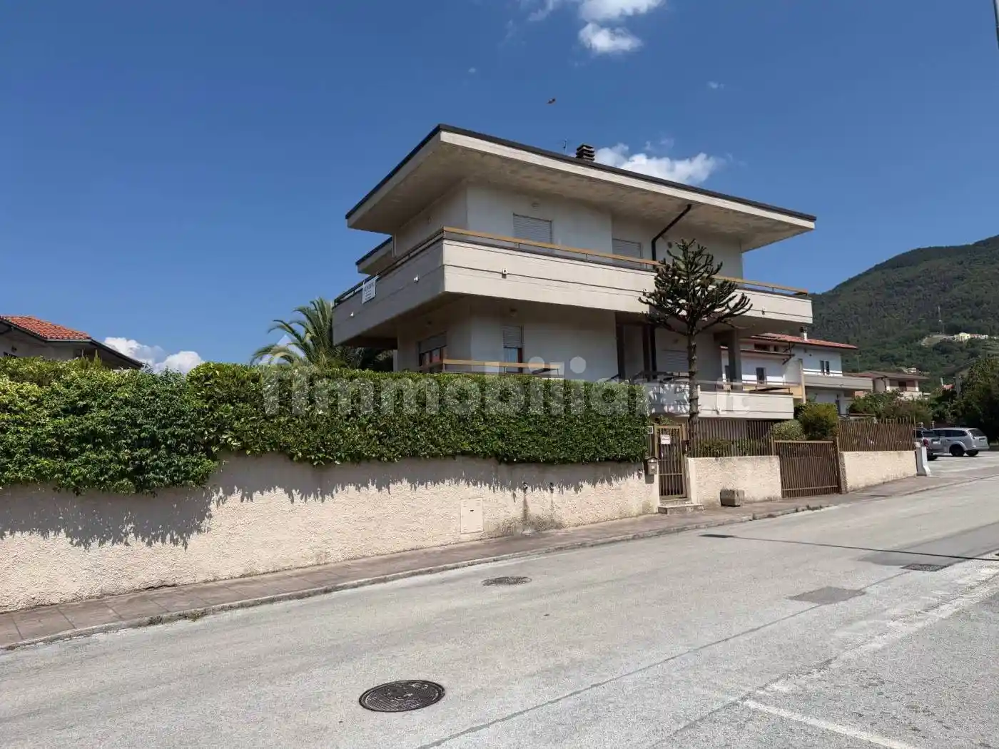 Villa in vendita a Pesche