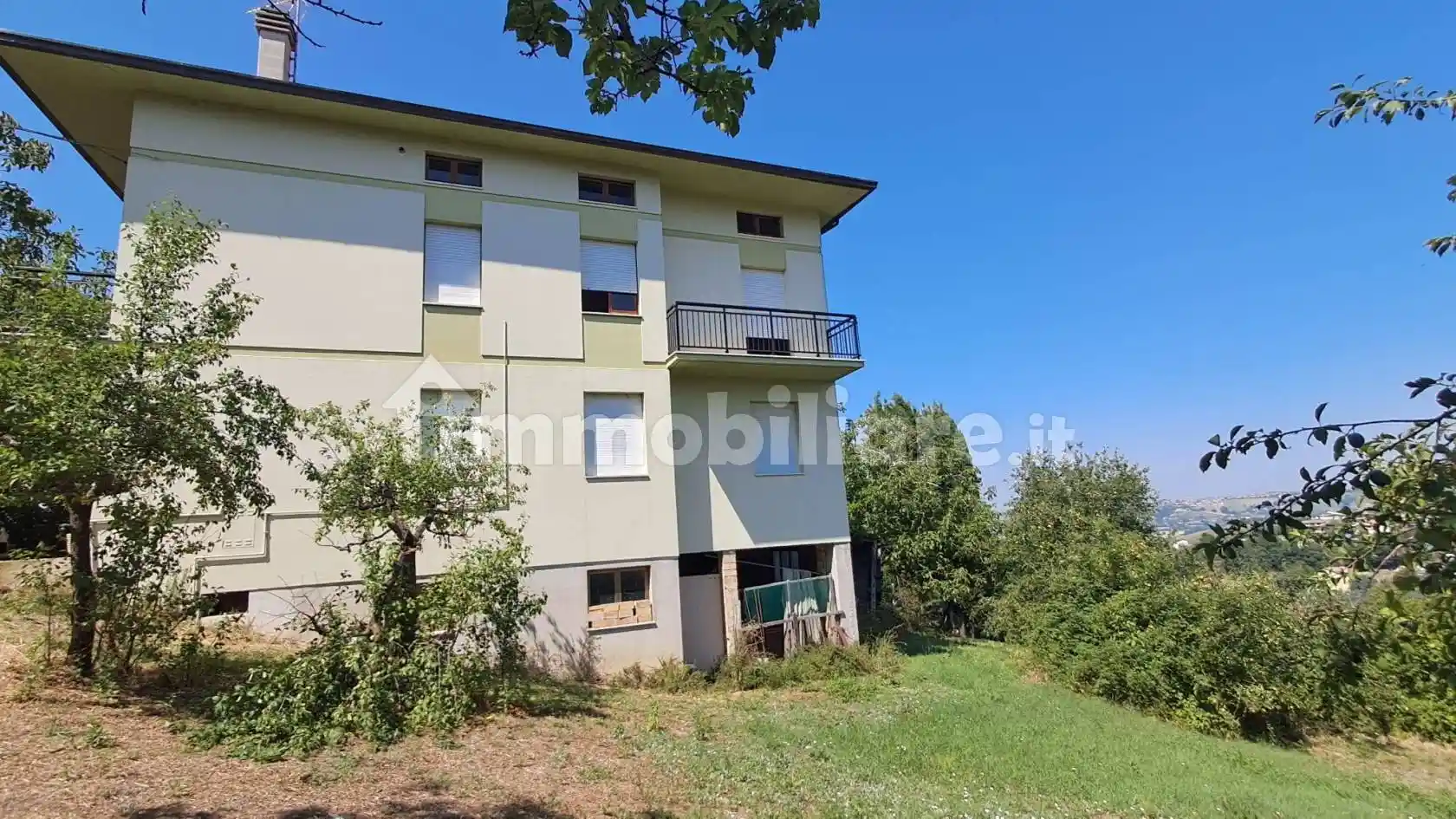 Casa indipendente in vendita a Fermo