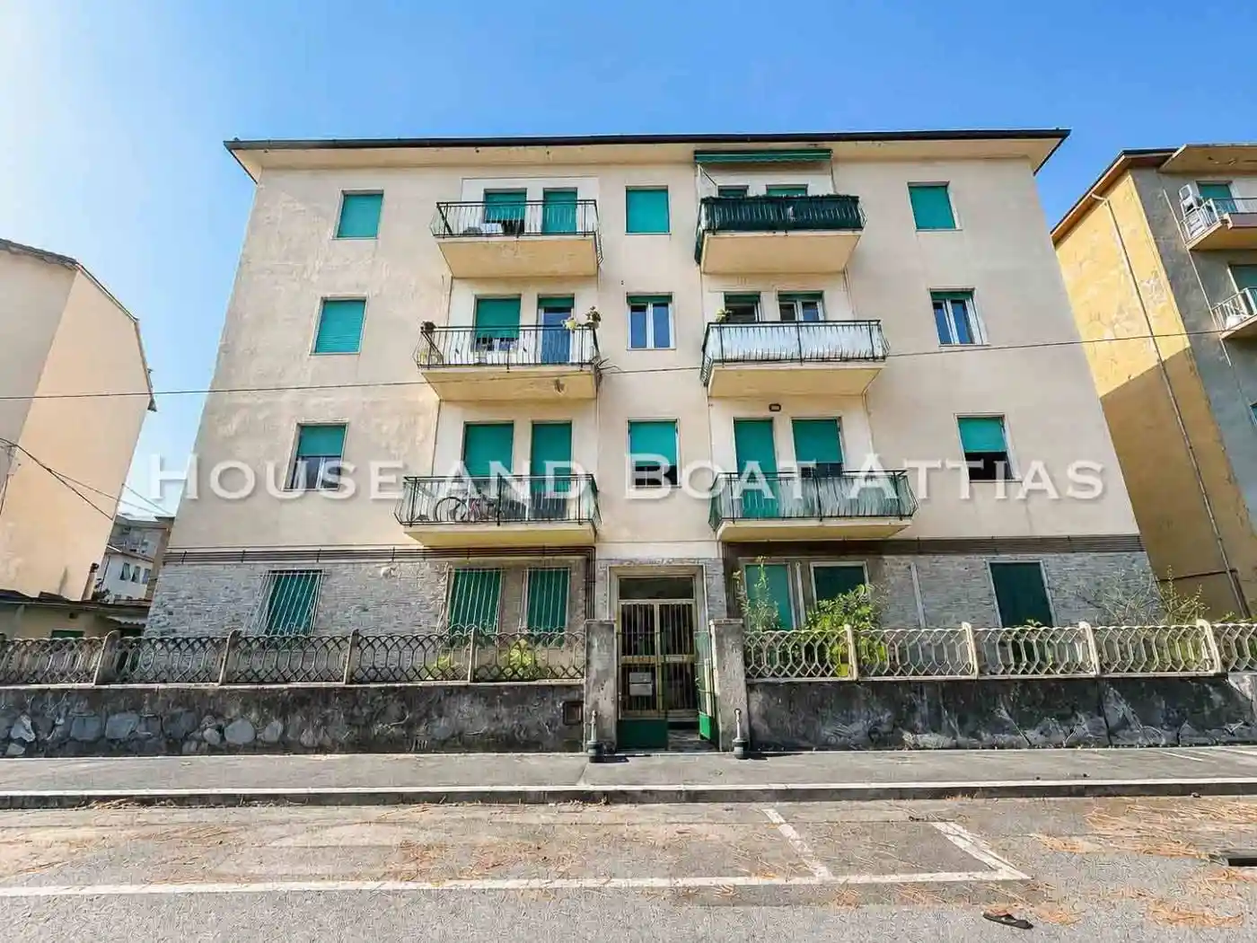 Appartamento in vendita a Livorno
