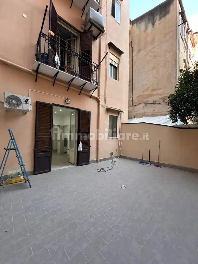 Appartamento in vendita a Palermo