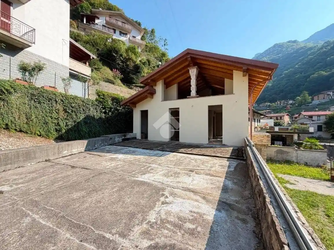 Villa in vendita a Erve
