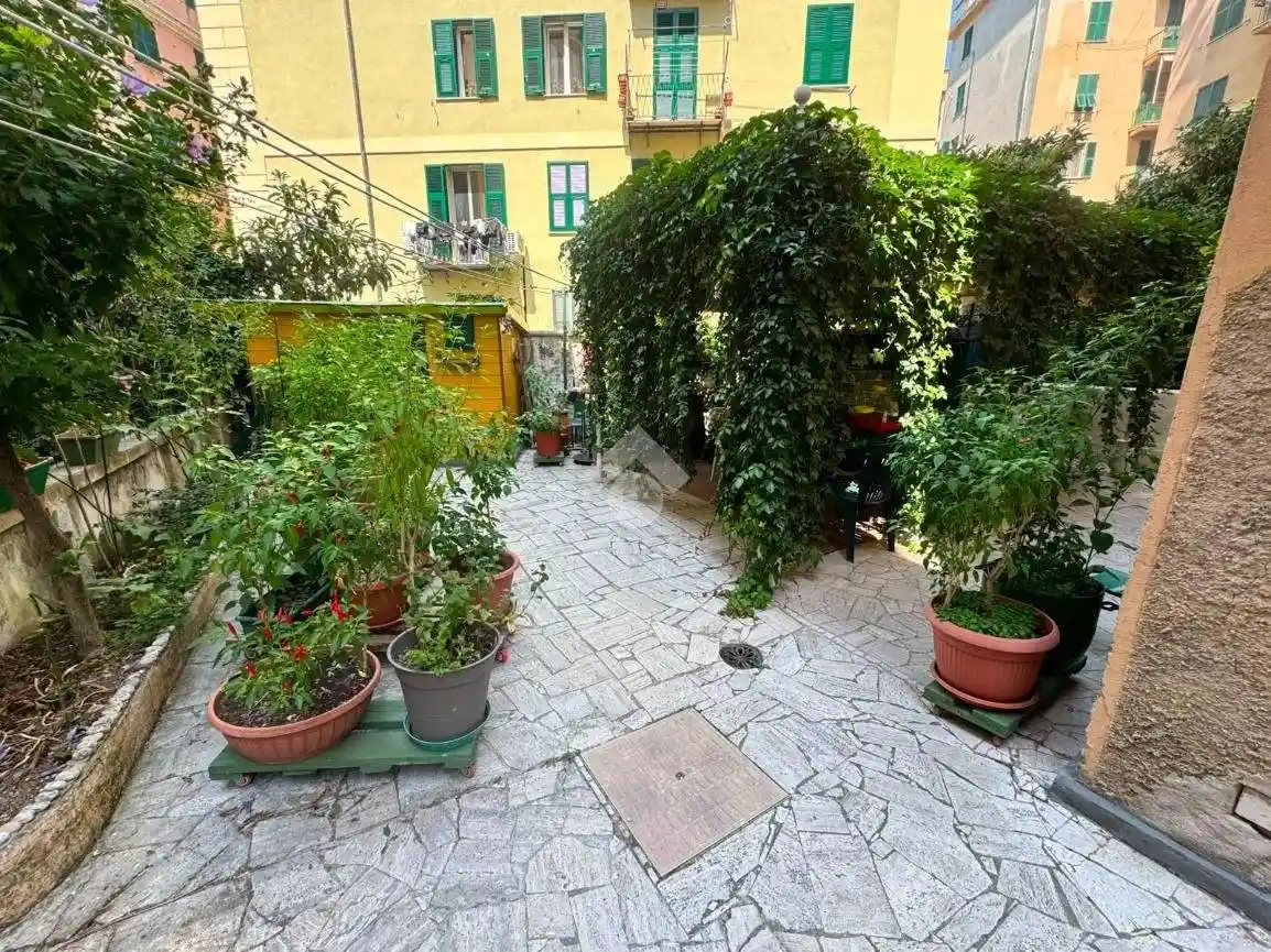 Appartamento in vendita a Genova