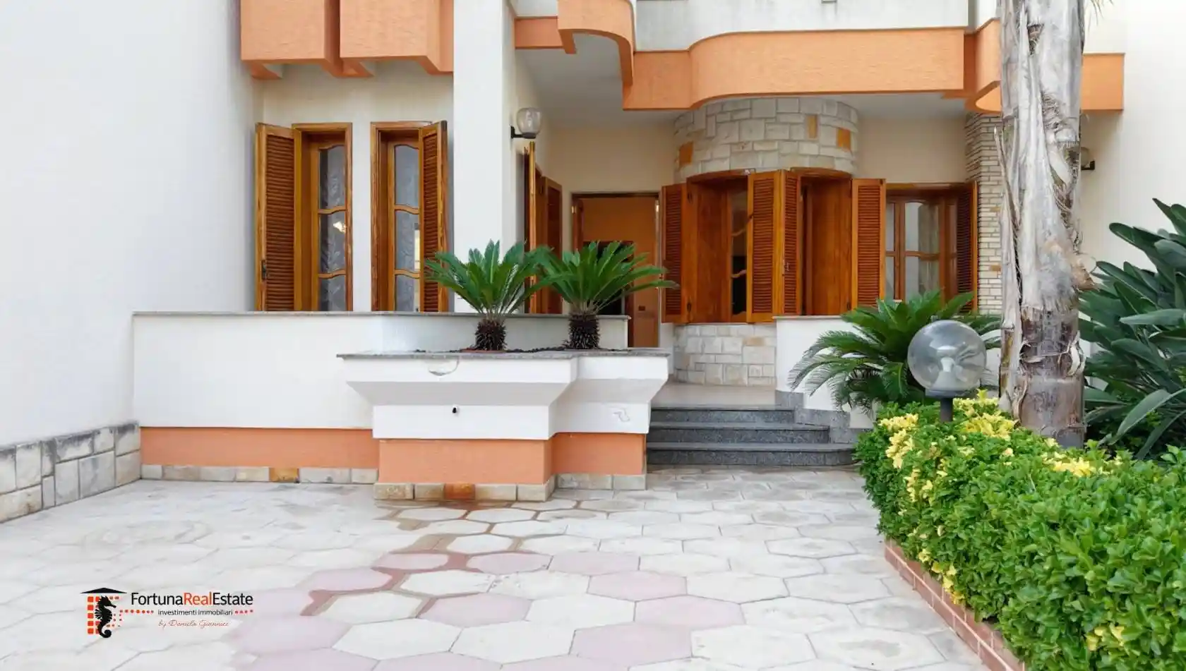 Villa in vendita a Carmiano