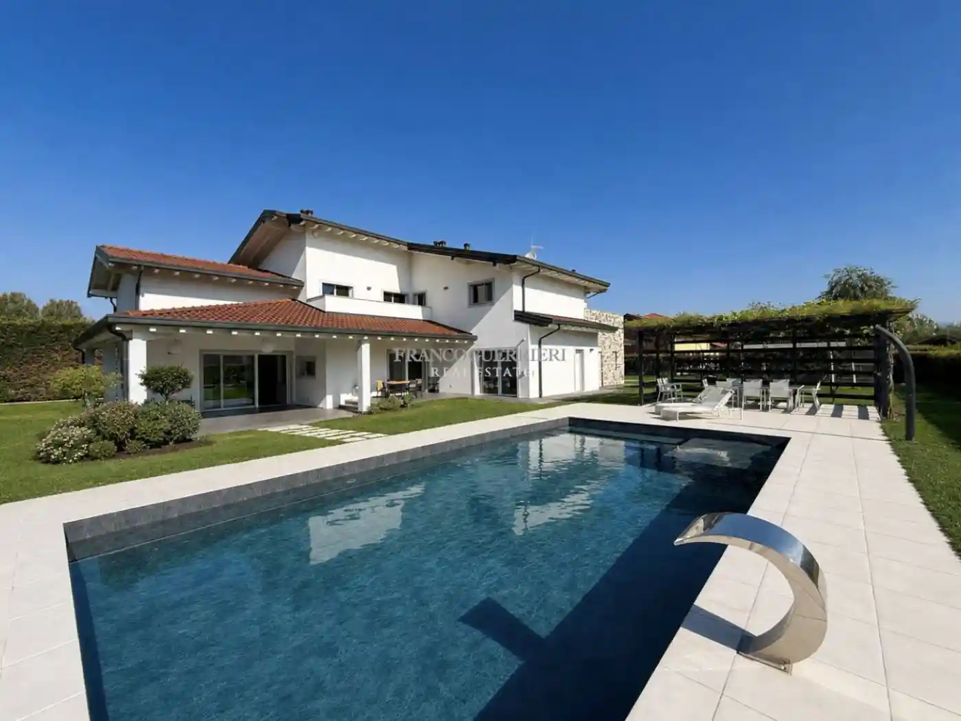 Villa in vendita a Bellusco