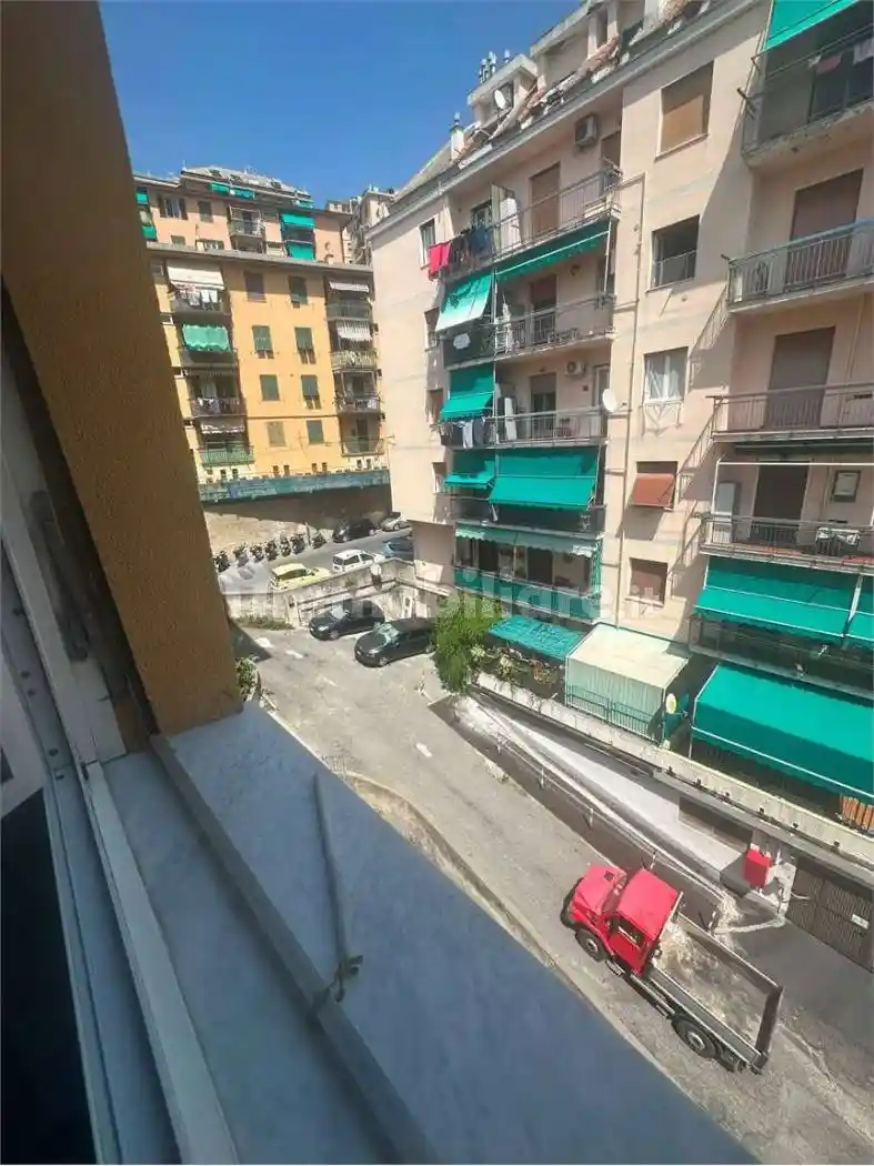 Appartamento in vendita a Genova