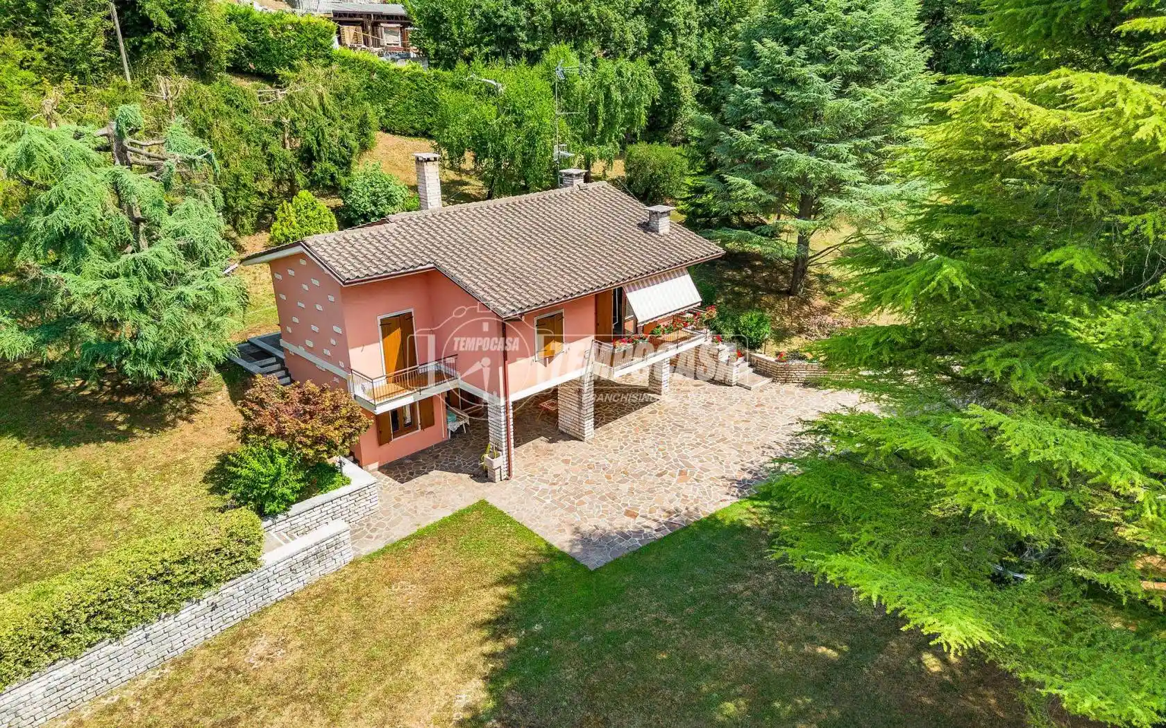 Villa in vendita a San Zeno di Montagna
