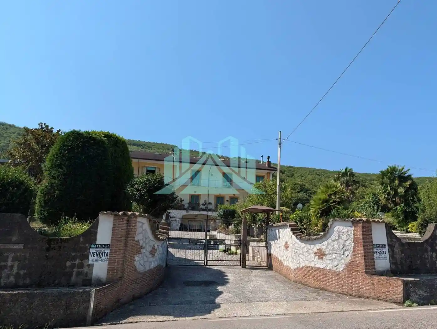 Appartamento in vendita a Contrada