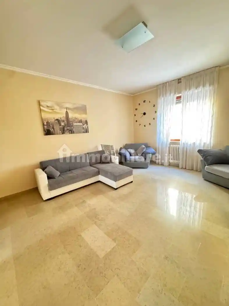Appartamento in vendita a Piacenza