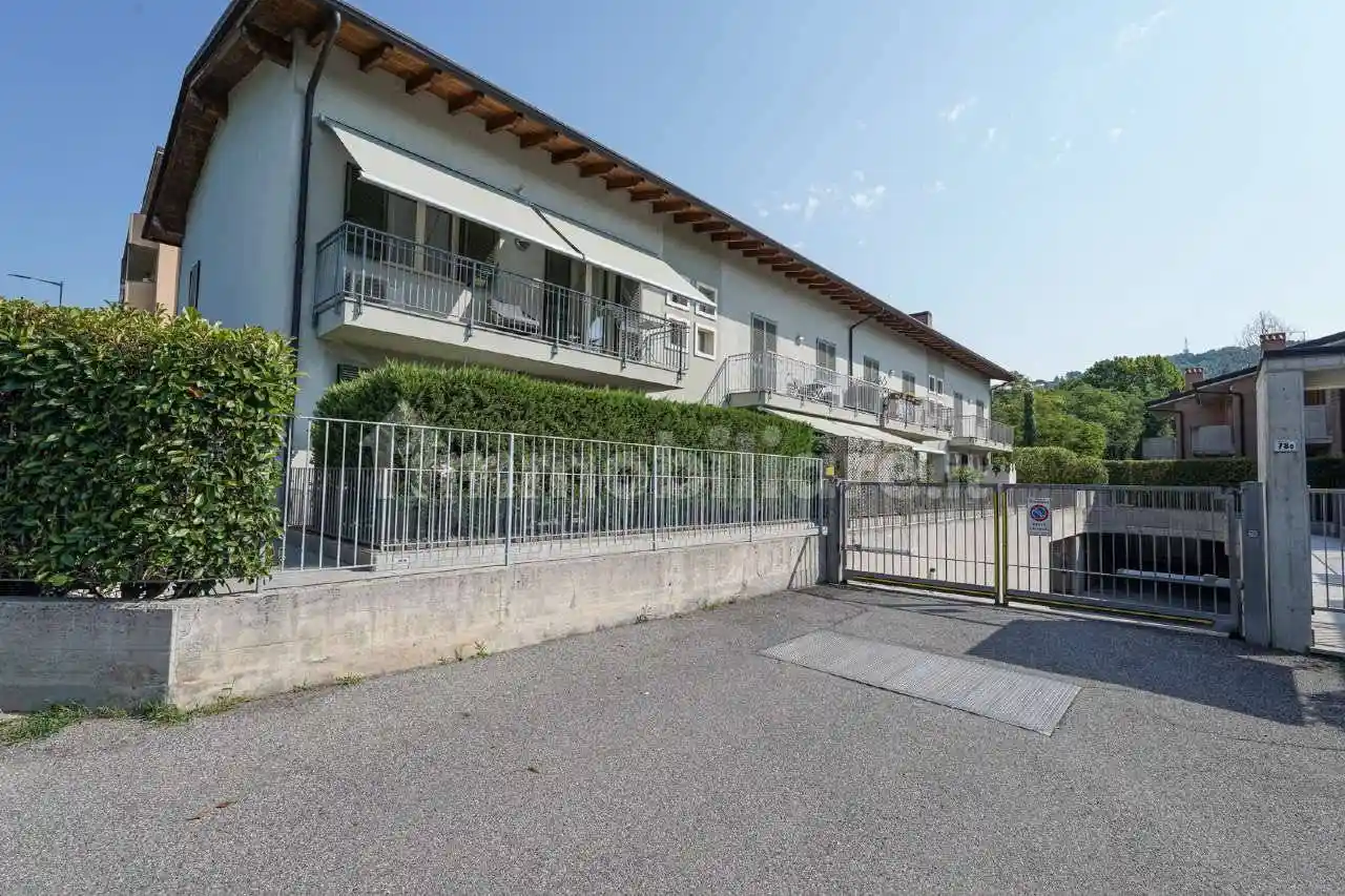 Appartamento in vendita a Ponteranica