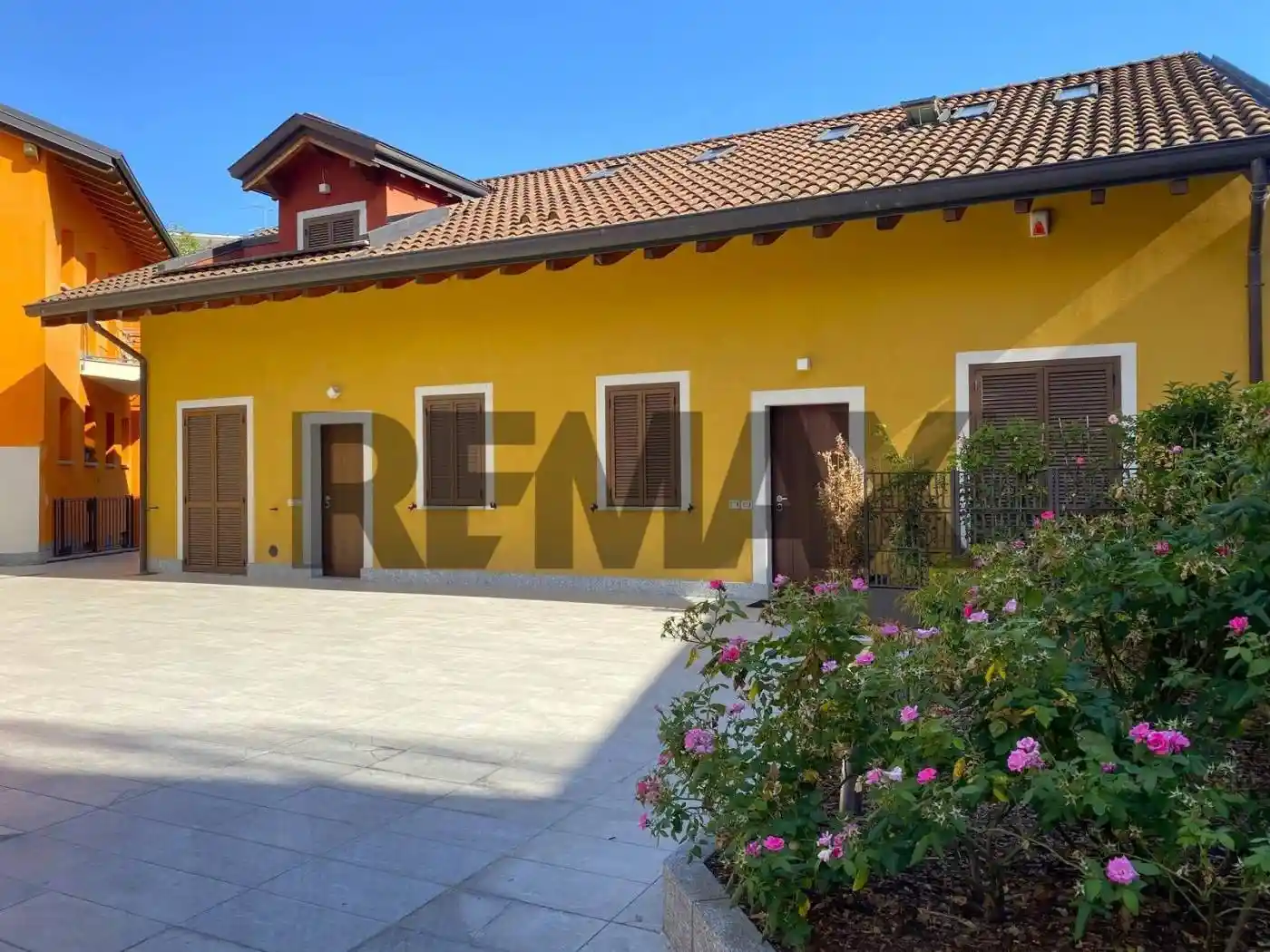Casa indipendente in vendita a Arona