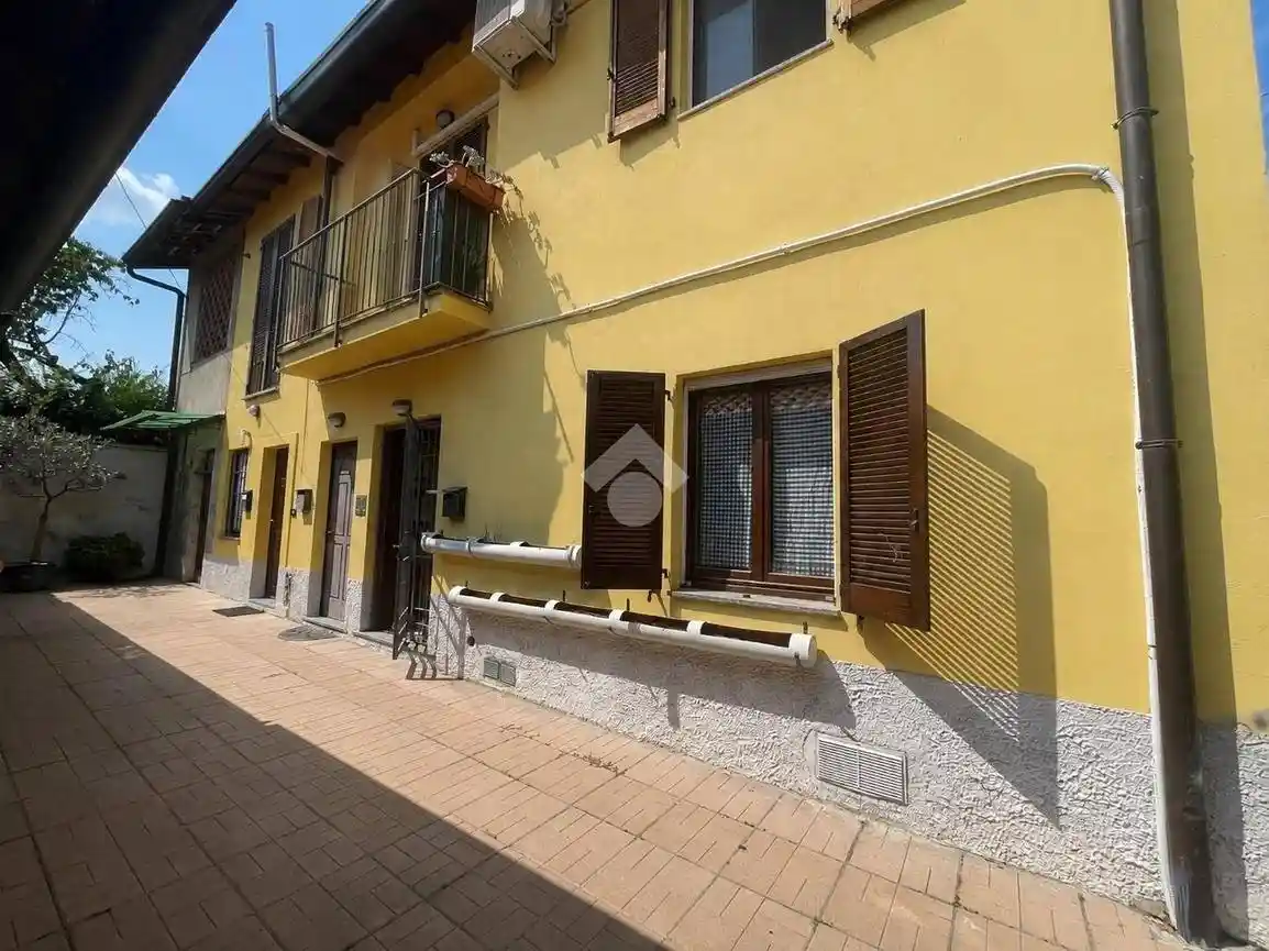 Appartamento in vendita a Paderno d'Adda